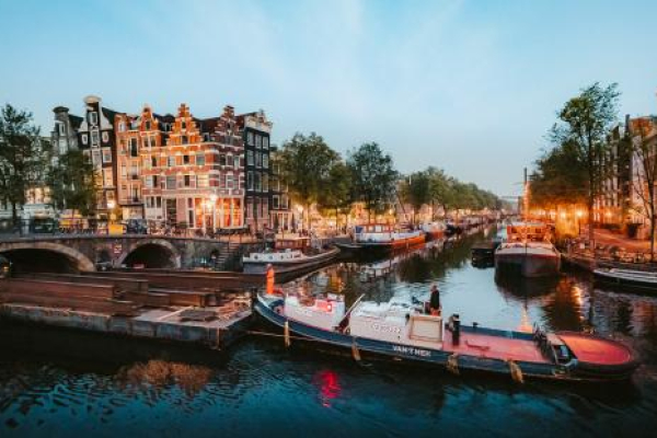 Veel animo voor afdelingsbijeenkomst over bouwlogistiek over water